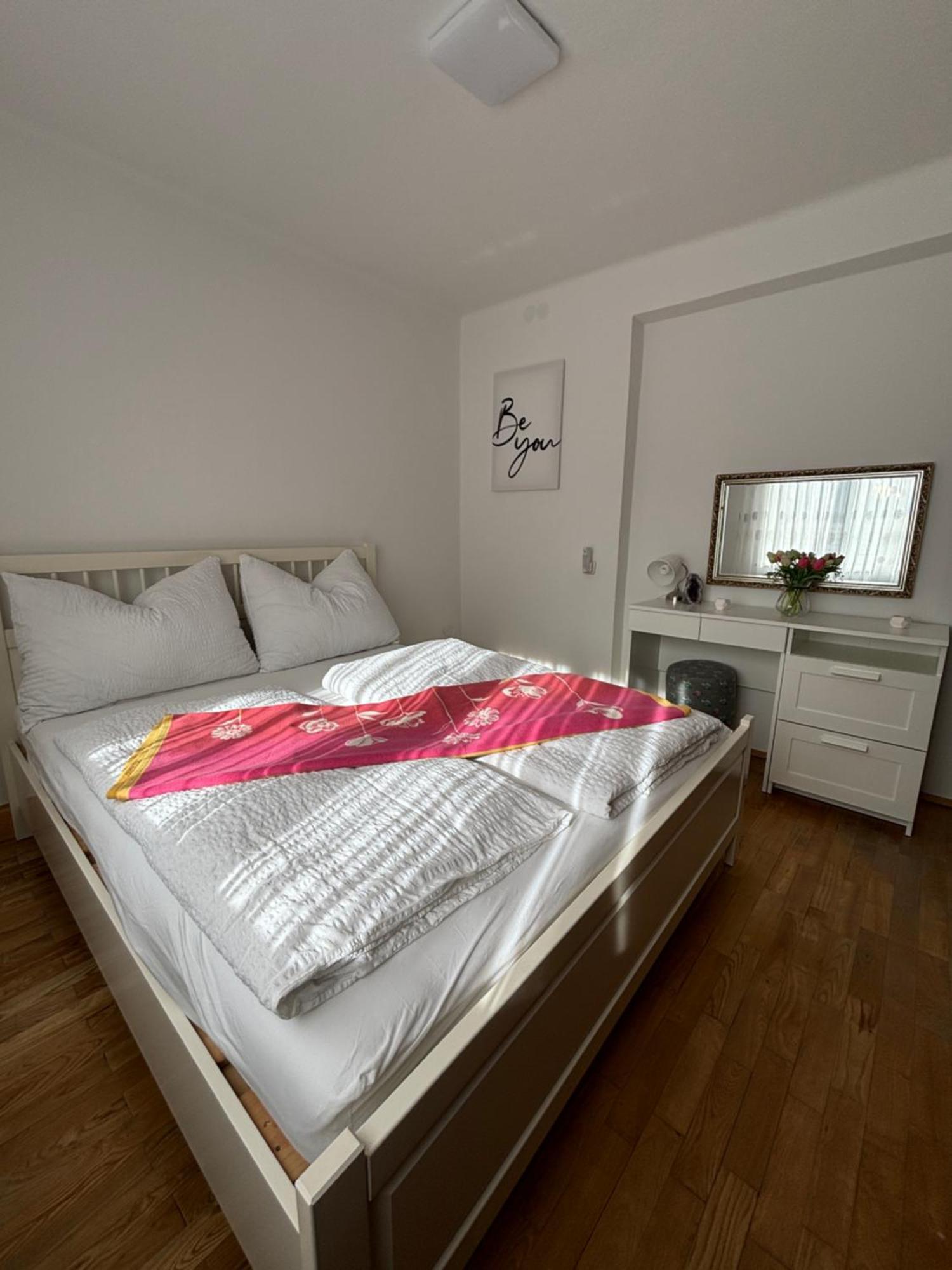 Wohnung See- Und Bergnaehe Gmunden Eksteriør billede